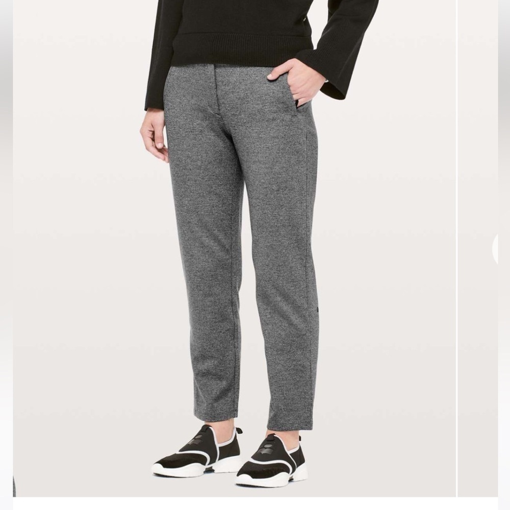 Lululemon On The Move Pant Ponte in
Heathered Core Dark Grey Sz 12
